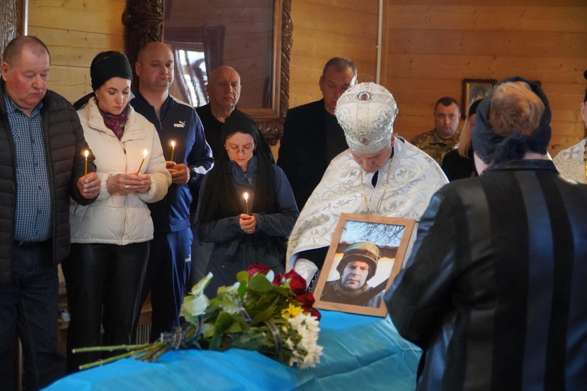 На Волині в останню дорогу провели полеглого захисника Михайла Демського