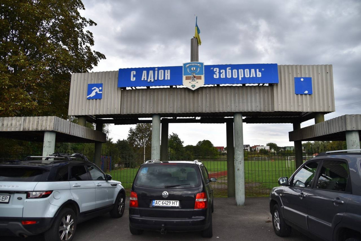 Новий корпус ліцею, тротуари та стадіон: що планують змінити у Заборольському окрузі Луцької громади