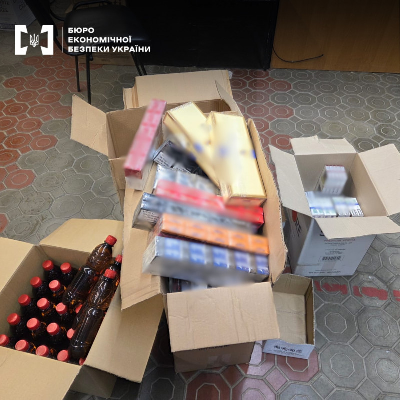 У Луцьку викрили підпільне виробництво алкоголю та сигарет