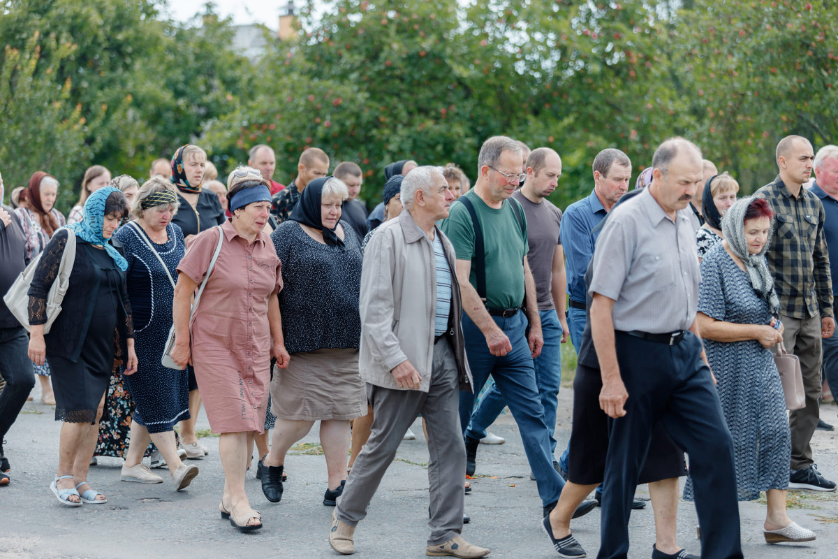 Загинув унаслідок ворожого мінометного обстрілу: на Волині попрощались із Героєм Леонідом Івчуком