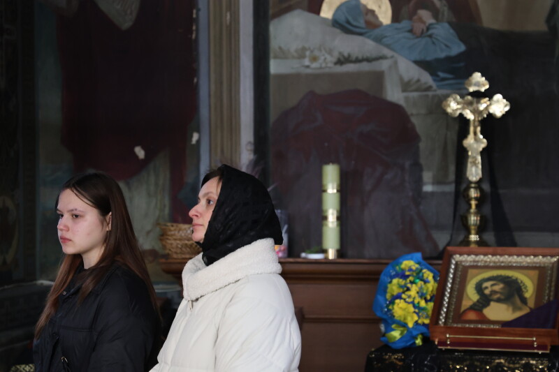 У Луцьку провели в останню дорогу полеглого воїна Дениса Савчука