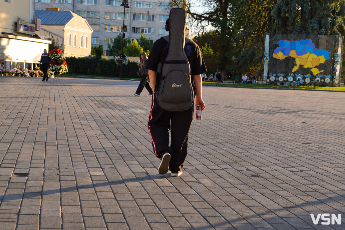 Як Луцьк провів останній теплий день вересня. Фоторепортаж