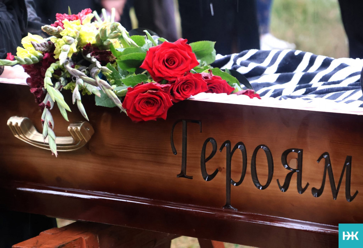 На Волині попрощалися із захисником Сергієм Клапінським, життя якого трагічно обірвала ДТП