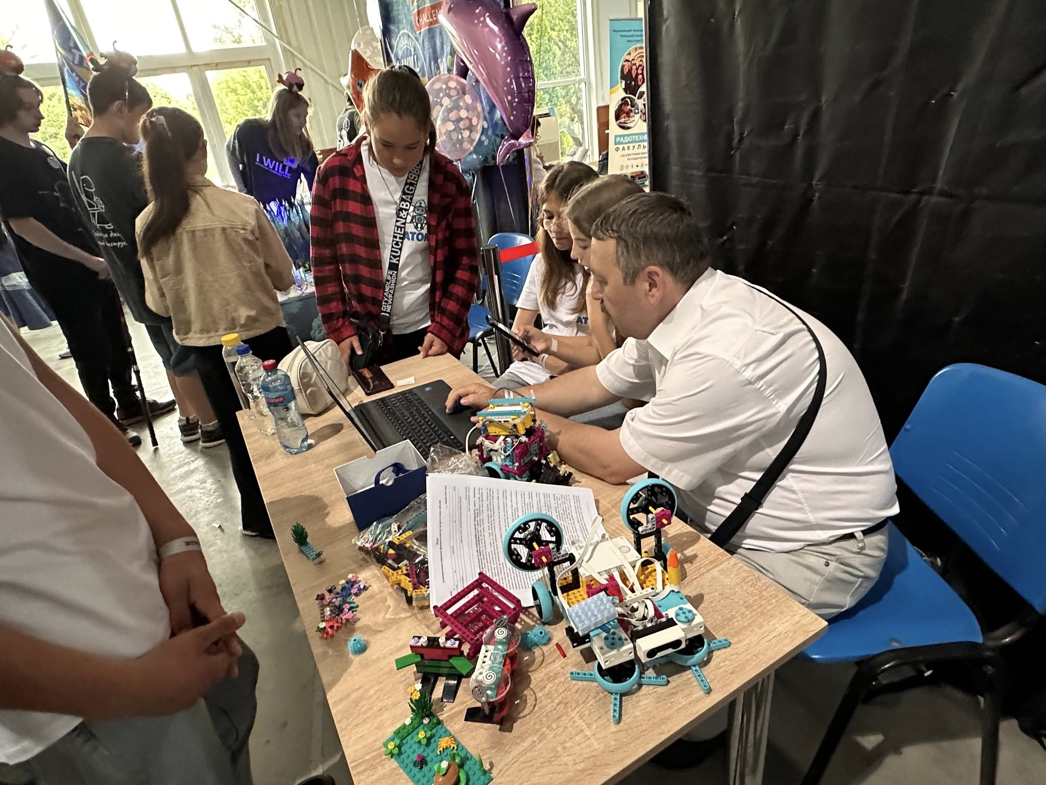 Волинські школярі вибороли перемогу на Всеукраїнському фестивалі з робототехніки