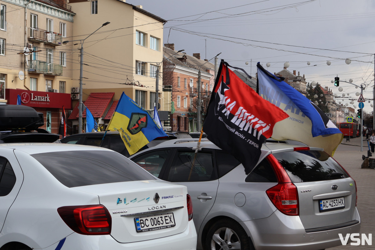 Навіки 45: у Луцьку попрощалися з Героєм Дмитром Гуцаленком