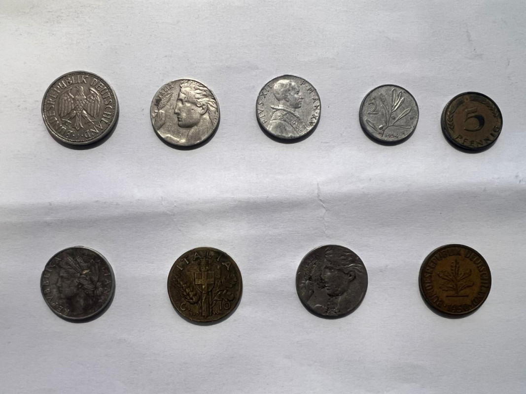 На Волині чоловік намагався вивезти з України монети, карбовані у минулому столітті