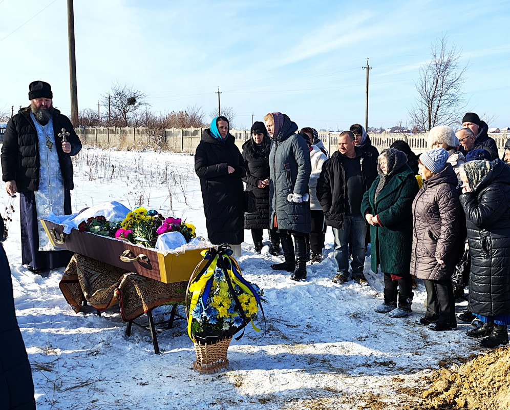 Пережив фронт, але помер у мирному житті: на Волині провели в останню путь ветерана Олега Володавчика