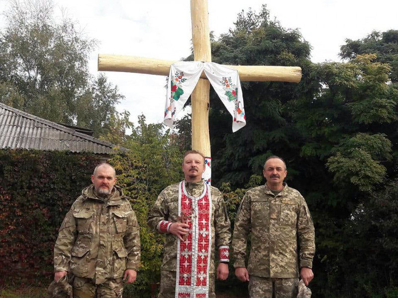Капелану й волонтеру Володимиру Мицьку - 50: історія священника з Волині, який підтримує воїнів на передовій
