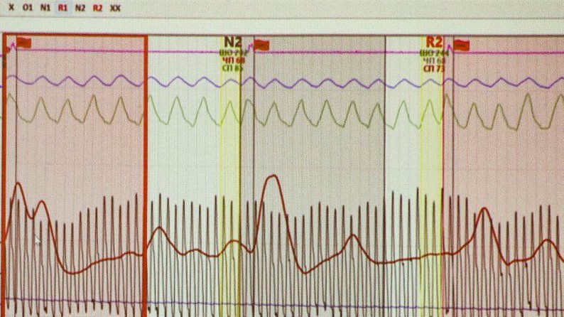 Дихання, пульс і піт: як у Луцьку виявляють брехню за допомогою детектора брехні