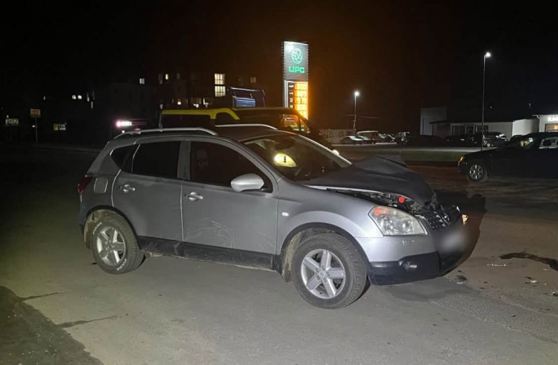 На Волині у двох ДТП зіткнулися мотоцикл, автобус і дві автівки: травмованих госпіталізували