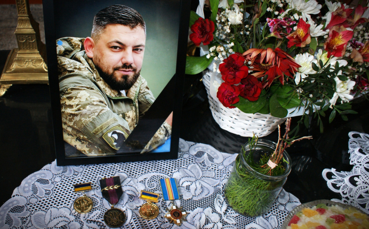 Пережив пекло війни, але загинув у ДТП: на Волині попрощалися із 31-річним воїном Вадимом Стадніком