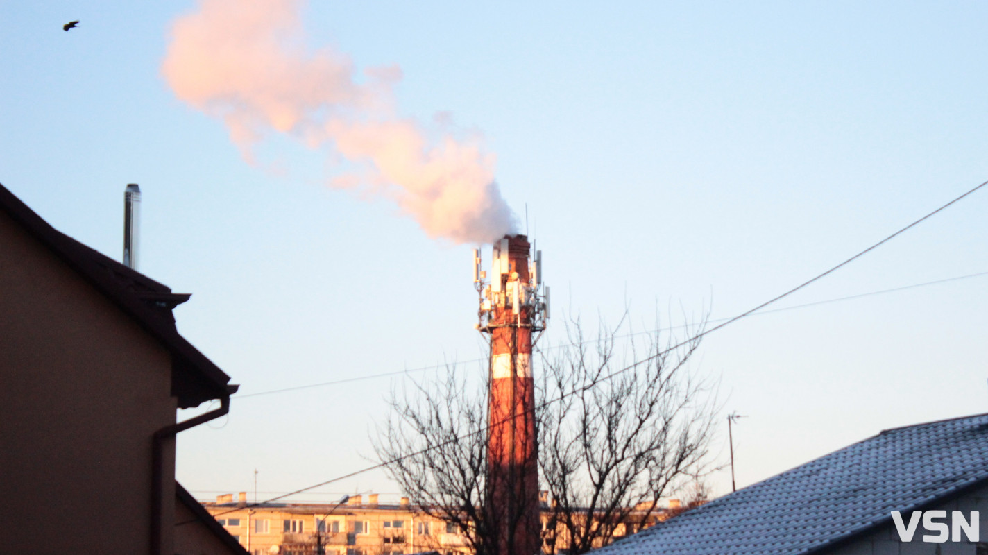 Засніжений Луцьк: як виглядають парки та двори міста взимку напередодні Нового 2026 року. Фоторепортаж