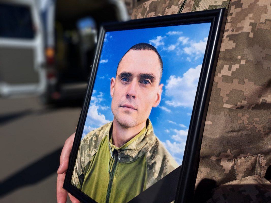 Пів року надій і сподівань: на Волині попрощалися з Героєм Анатолієм Нестеруком