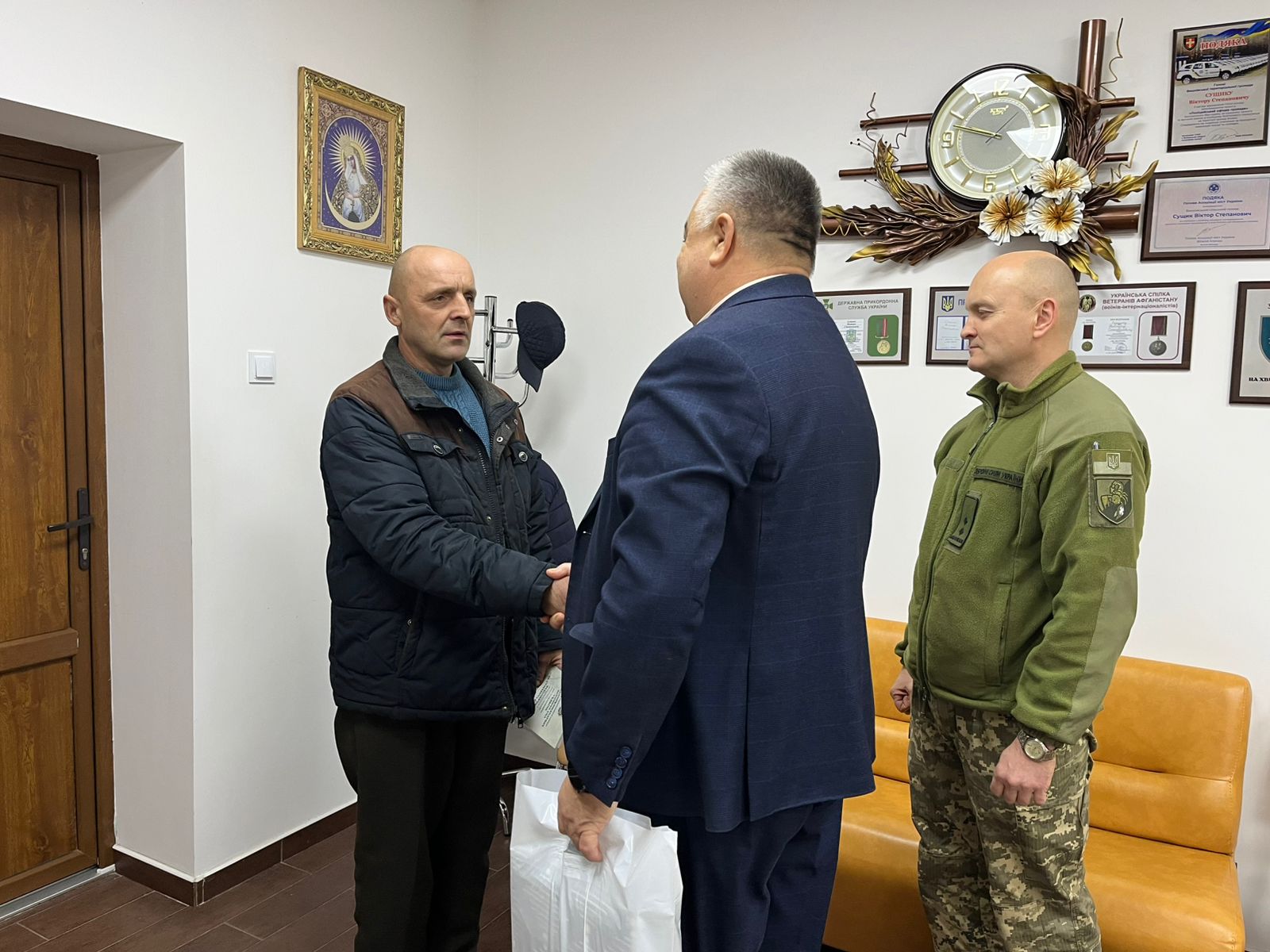 Військовий з Волині отримав почесну нагороду від Головнокомандувача ЗСУ