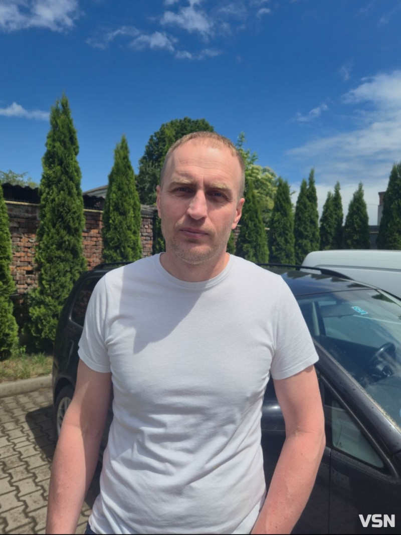 «Ходити містом страшно»: що думають жителі Нововолинська про хаотичний рух електросамокатів у місті