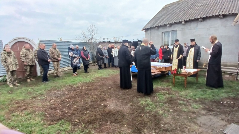 На Волині провели в останню путь Героя Олександра Шуміка, який загинув від удару FPV-дрона