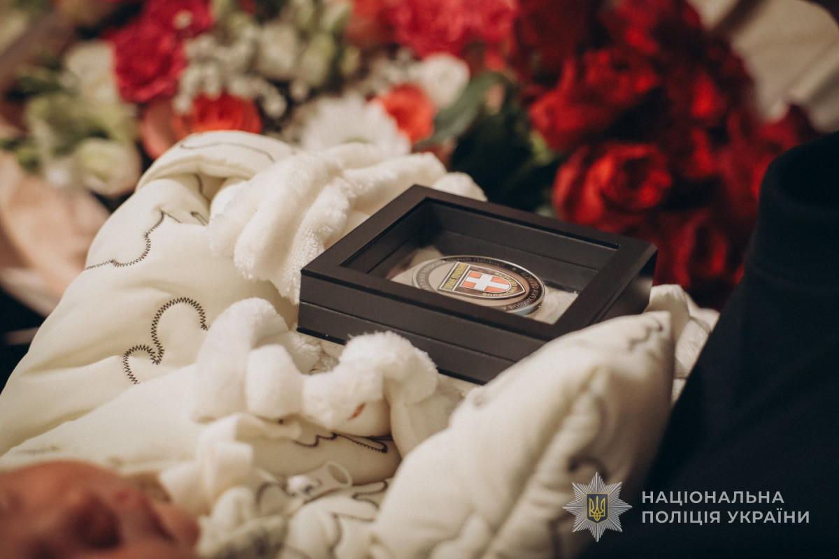 Не сподівався, що побачить сина у перші дні життя: поліцейський з Волині встиг приїхати з передової на народження первістка