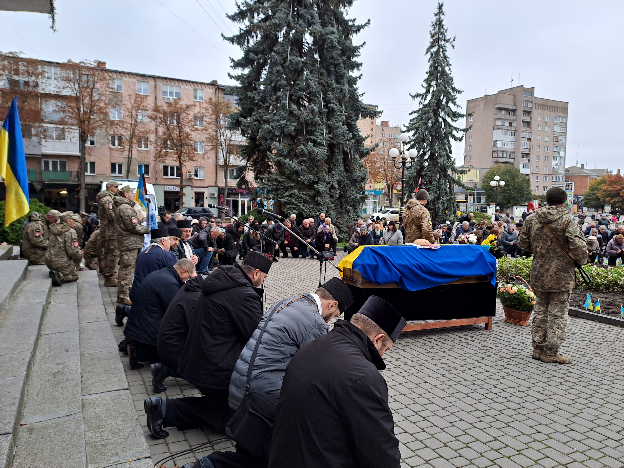 Мріяв створити сім’ю, але не судилося: на Волині попрощалися з Героєм Володимиром Кашубою