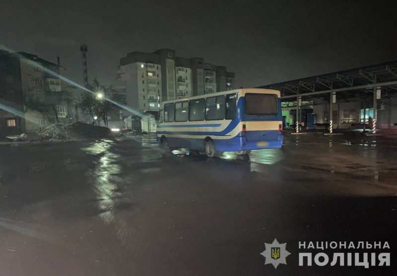 У Луцьк на пішохідному переході автівка збила 16-річного хлопця. Фото