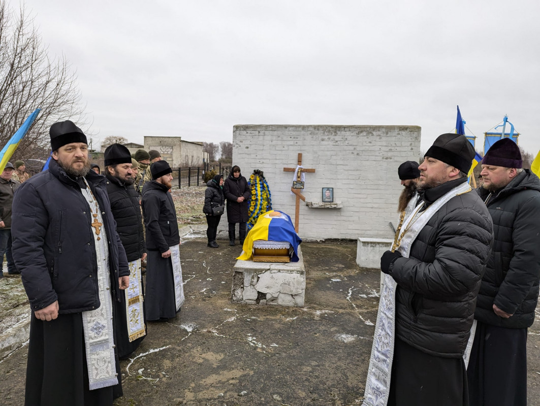 Так і не встиг створити сім'ю: на Волині попрощалися з Героєм Олегом Гарасимлюком