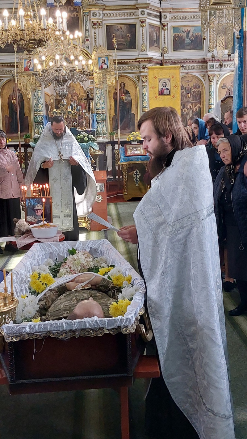 Війна забрала ще одне життя: на Волині попрощалися з Героєм Миколою Сливкою
