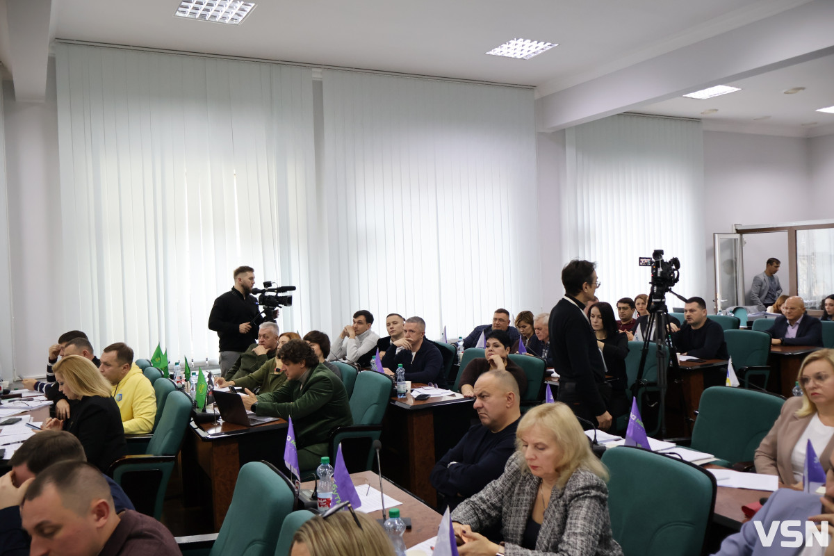 Листопадова сесія Луцької міської ради: ключові тези. Фоторепортаж
