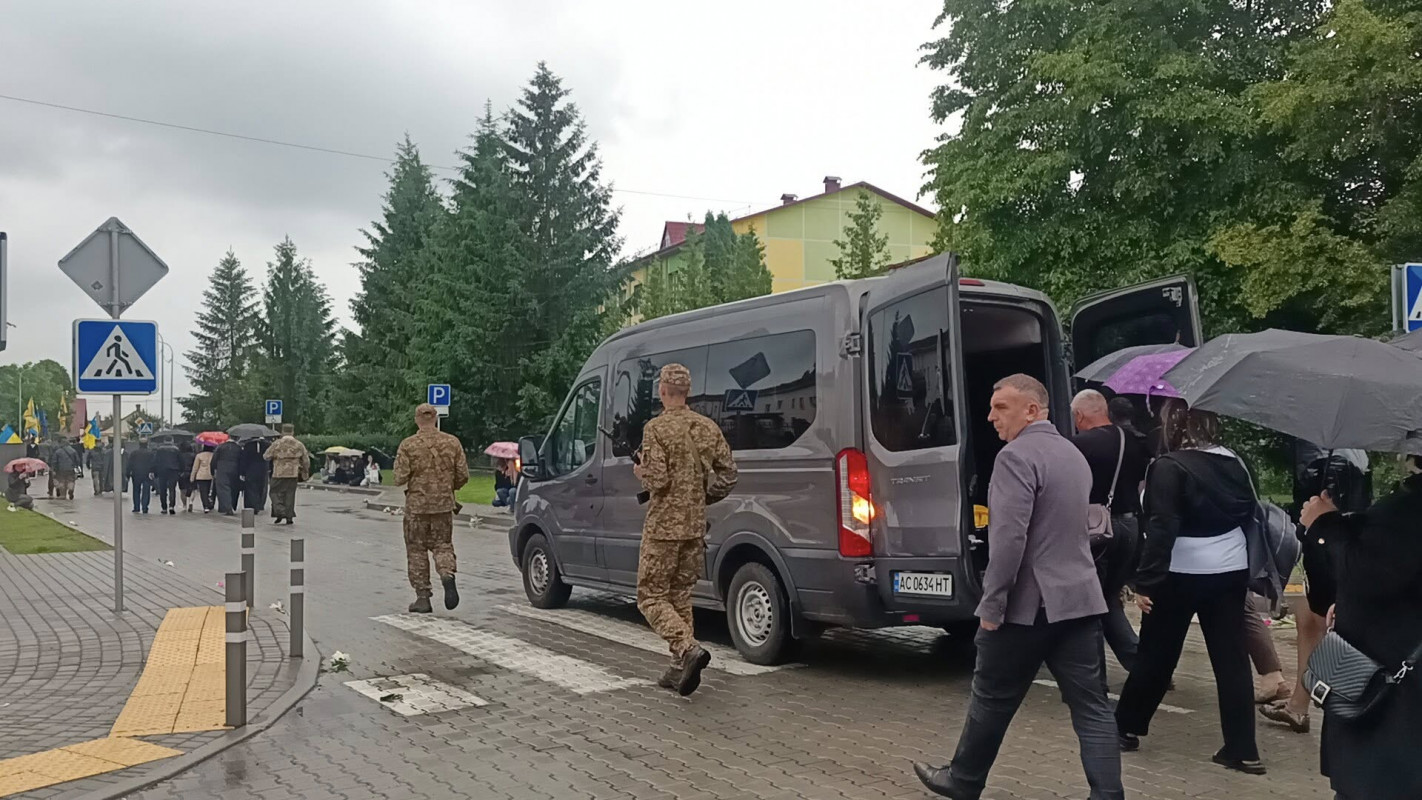 Навіки 35: на Волині попрощалися з Героєм Романом Никончуком