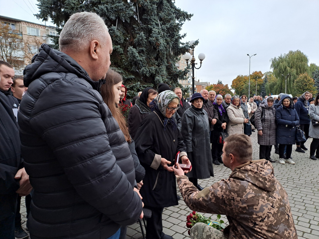 Мріяв створити сім’ю, але не судилося: на Волині попрощалися з Героєм Володимиром Кашубою