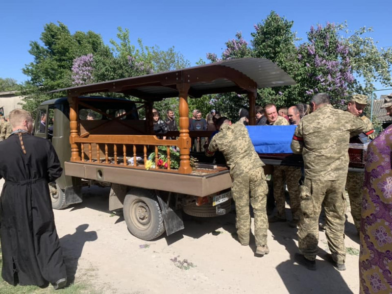 Поповнив лави Небесного Легіону: на Волині попрощалися з Героєм Леонідом Залевським