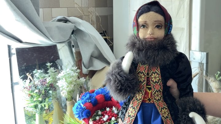 Відновити бажання творити допомогли ліси на Волині: історія мисткині, яка створює прикраси, інтер'єрні ляльки та декоративні композиції