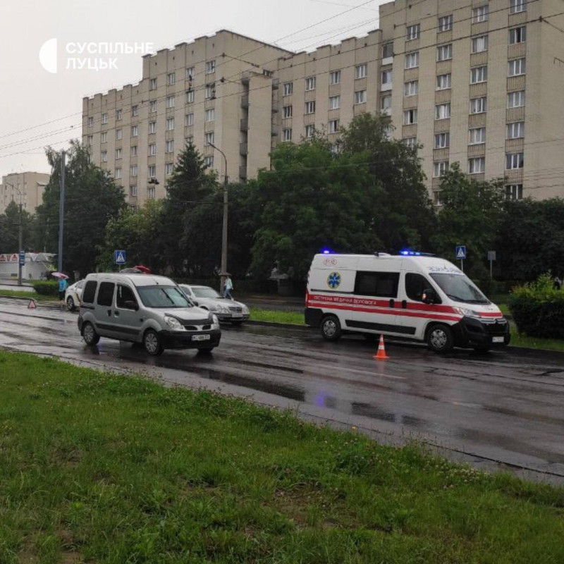 У Луцьку водій на «мерседесі» на смерть збив жінку