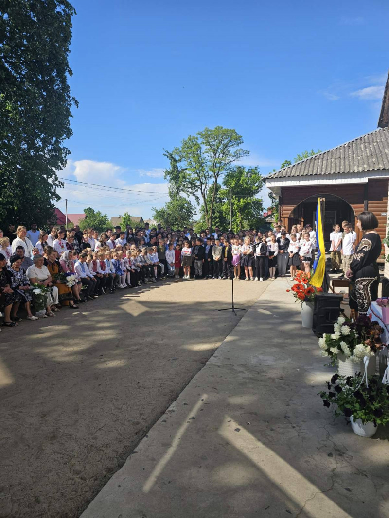 У громаді на Волині відкрили меморіальні дошки полеглим Героям
