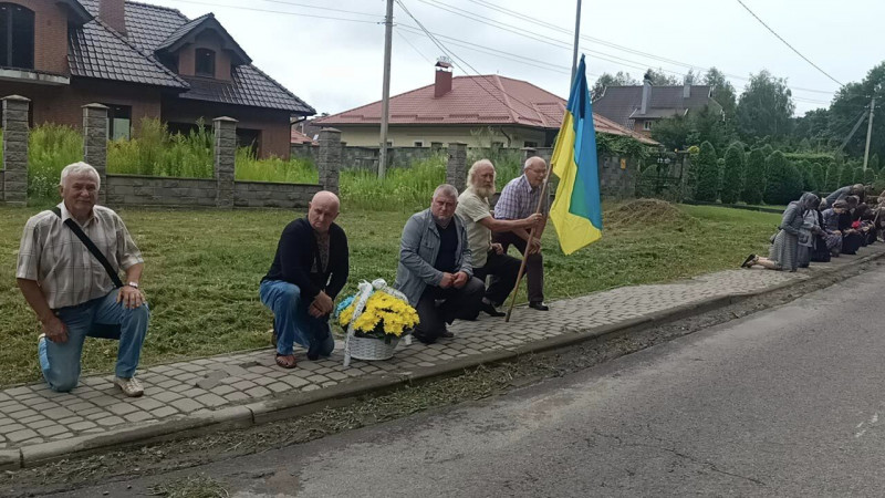 Навіки 25: у Луцькому районі попрощалися із молодим Героєм Ярославом Федорцем