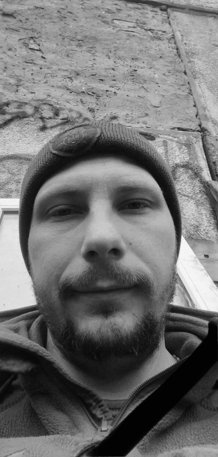 Ввечері 21 листопада ще зателефонував мамі дружині і невдовзі загинув: спогади про Героя з Волині Юрія Панасюка