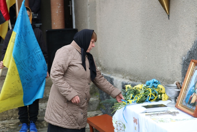 Врятував життя декількох побратимів перед своєю смертю: молодому Герою з Волині відкрили меморіальну дошку