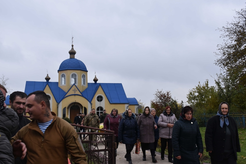 Понад пів року вважався безвісти зниклим: на Волині попрощалися із Героєм Богданом Мережею