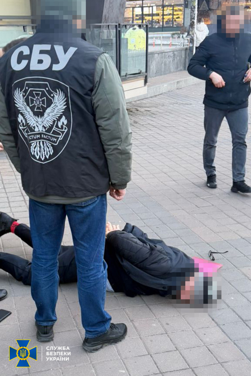 На Волині викрили на хабарі керівництво одного із підприємств, відповідального за ремонт доріг