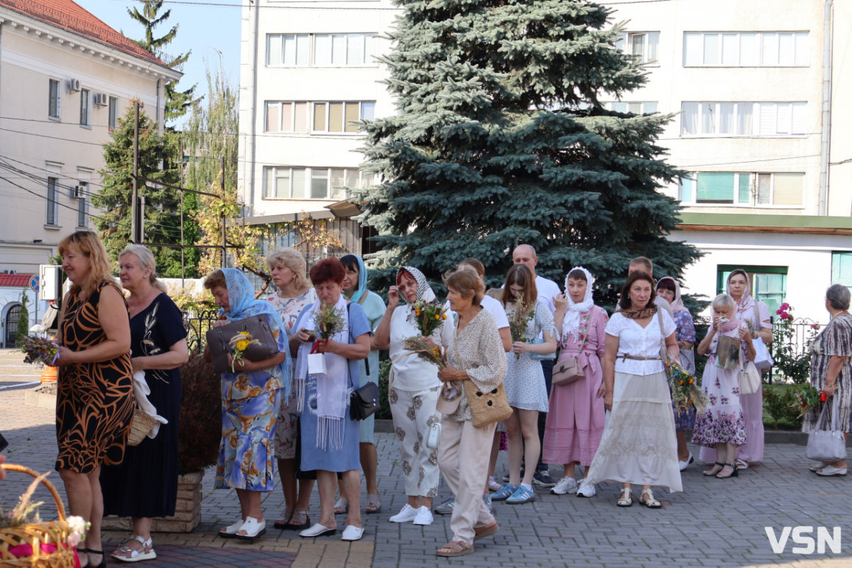 «Душа покликала до храму»: як лучани відзначили Медовий Спас