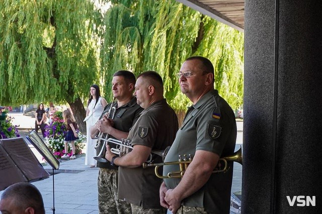 Особливий захід просто неба: у центрі Луцька відбувся концерт військового оркестру