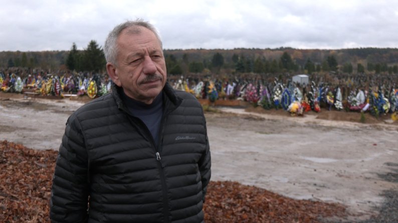 Куди комунальники дівають опале листя у Луцьку