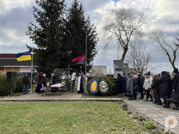 14 загиблий у громаді: на Волині попрощалися із захисником Володимиром Оркішем