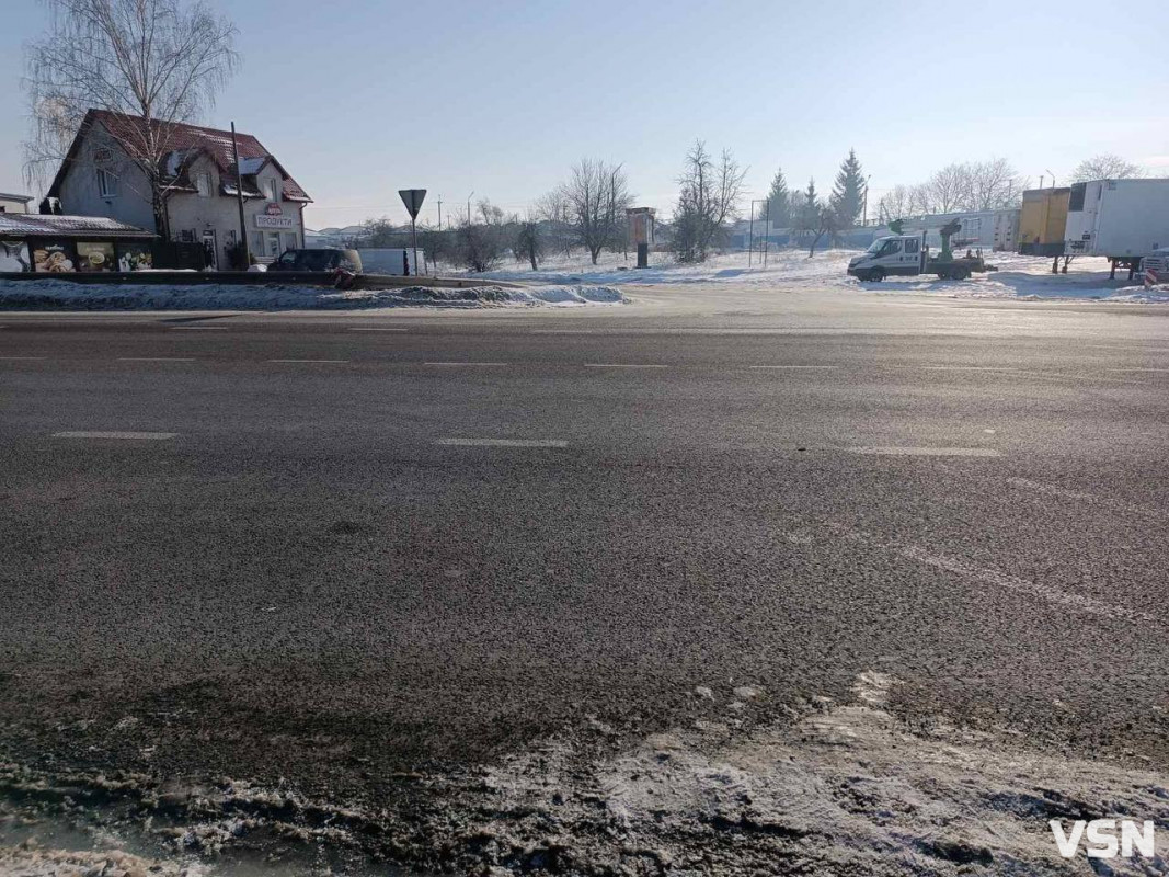 «Траса смерті» у Підгайцях: мешканці вимагають облаштувати безпечні переходи та зупинки