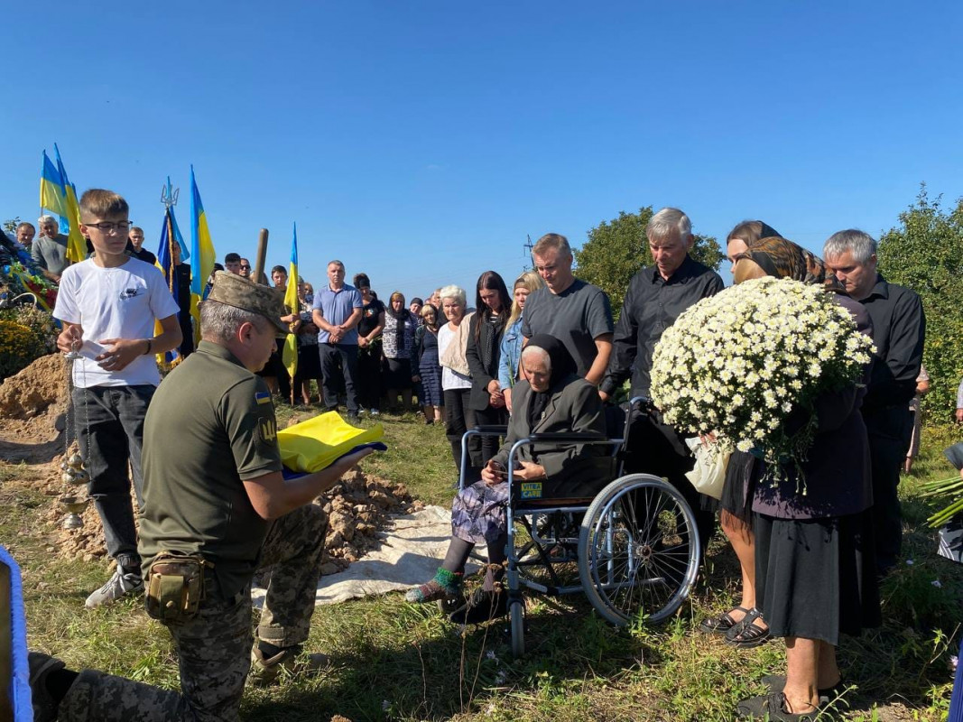 Вважався зниклим безвісти: на Волині попрощались із Героєм Петром Вакульчуком