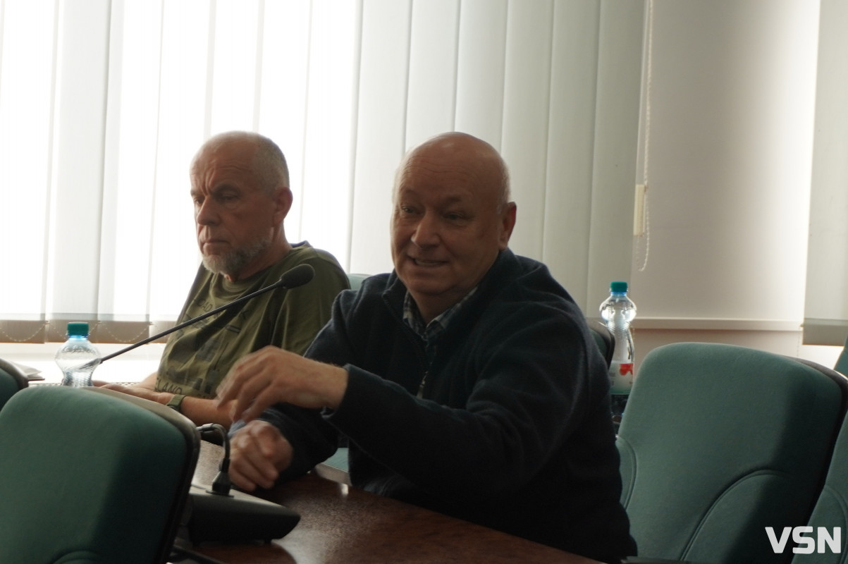 У Луцькій міськраді сперечалися через демонтаж дворів і перекриті проїзди: що вирішили