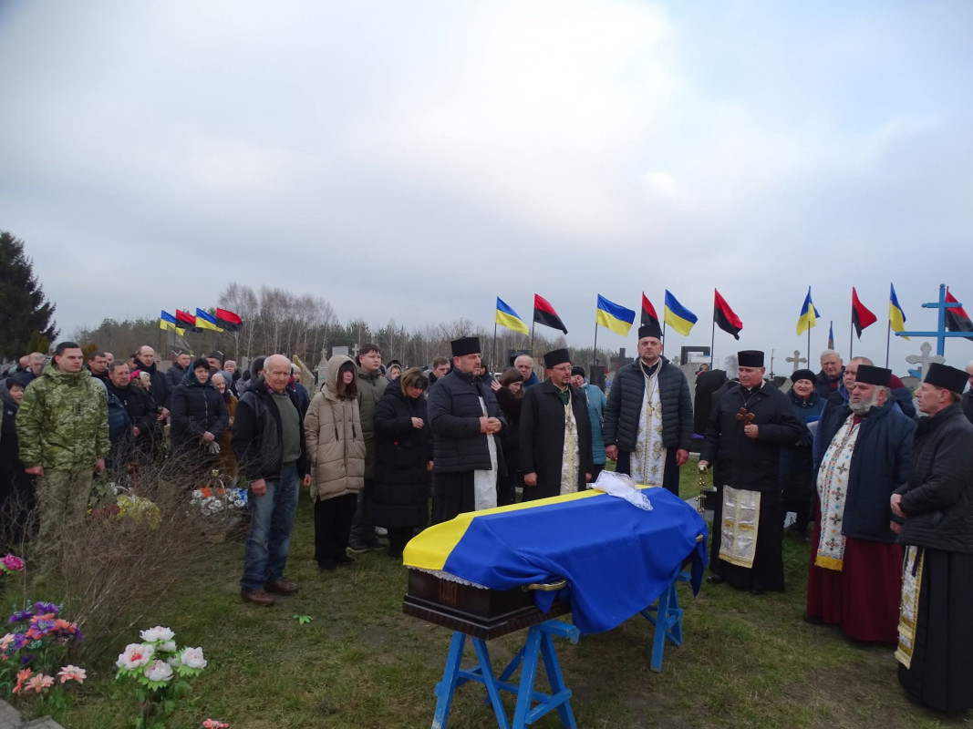 Понад 1,5 роки надій і сподівань: «на щиті» повернувся додому Герой з Волині Віктор Кіц