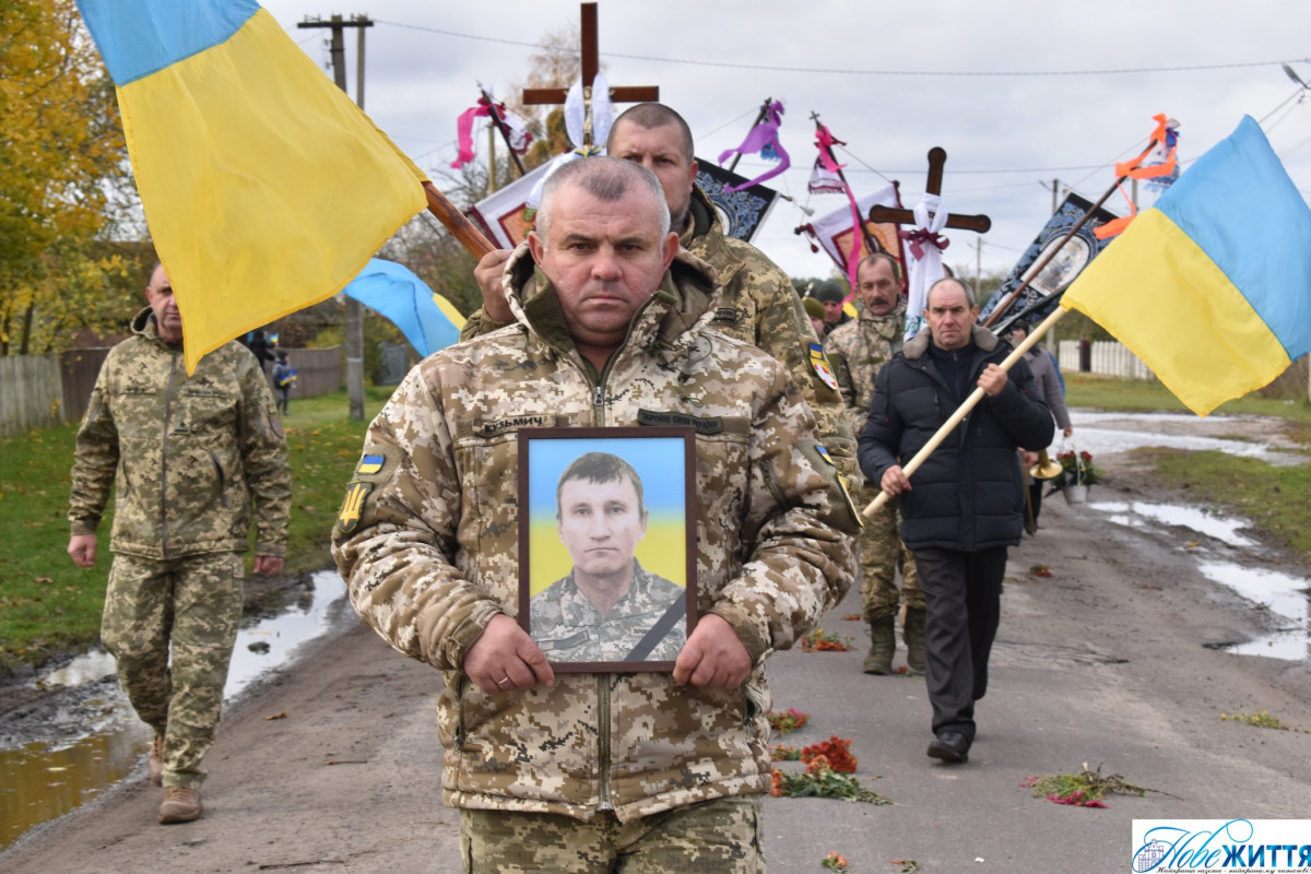 Рік очікувань і пошуків закінчився трагічною звісткою: на Волині попрощалися із Героєм Миколою Плясуном