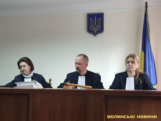 Суд щодо монастиря в селі Мильці на Волині затягують майже 200 заявами прихожан МП
