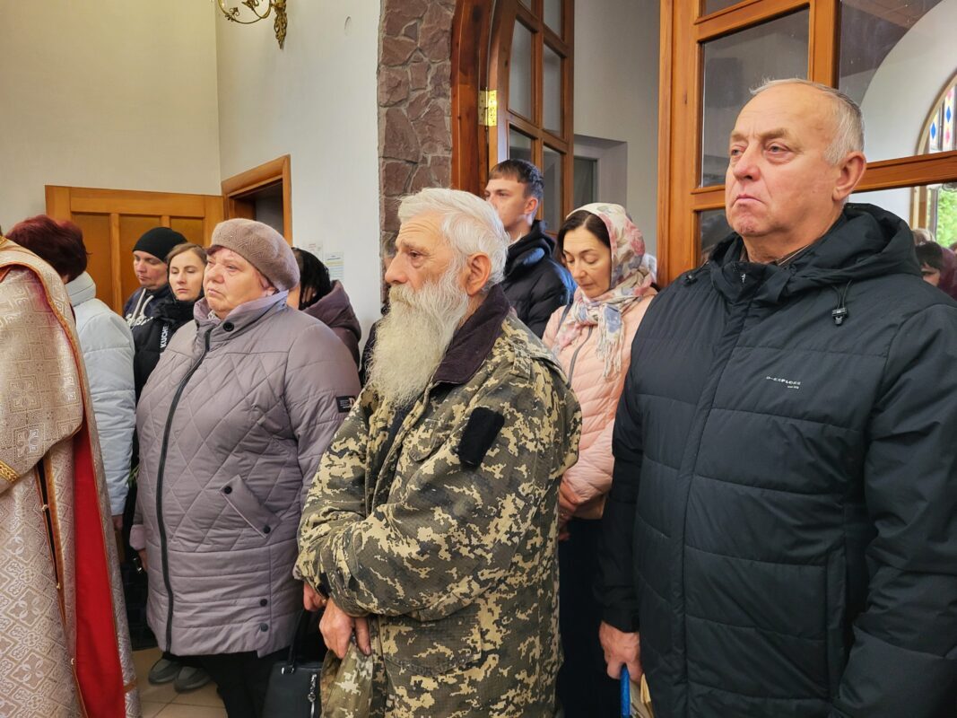 Загинув, рятуючи побратима: на Волині поховали сапера Віктора Савчука, який загинув на Курщині