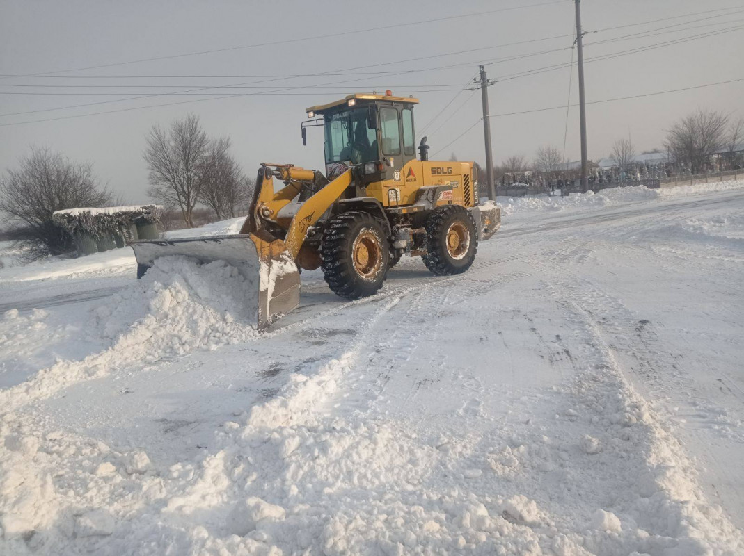 Снігопад на Волині: на державних автошляхах тривають роботи
