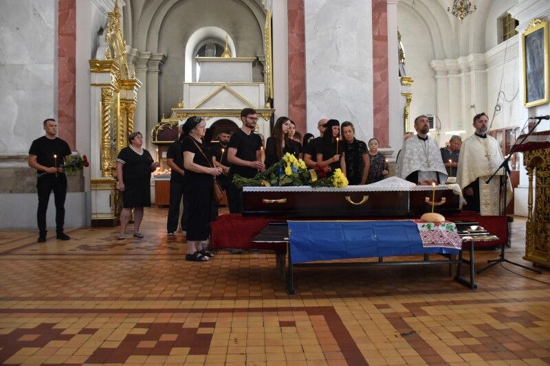 У Луцьку попрощалися із 48-річним Героєм Юрієм Сисоєвим, який загинув на Донеччині